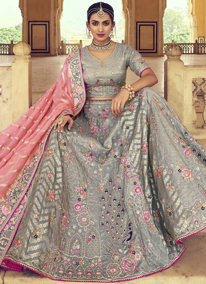 Unique Lehenga Colour Combinations We Spotted In 2022! | WedMeGood
